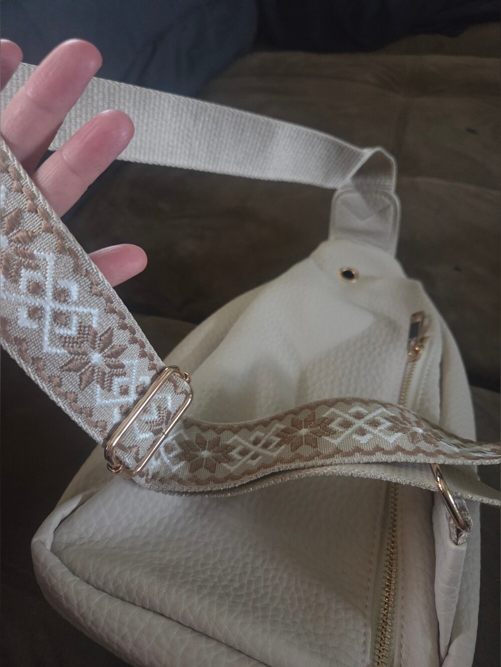 Crossbody Beige Bag - Brand New! - Picture 6 of 9